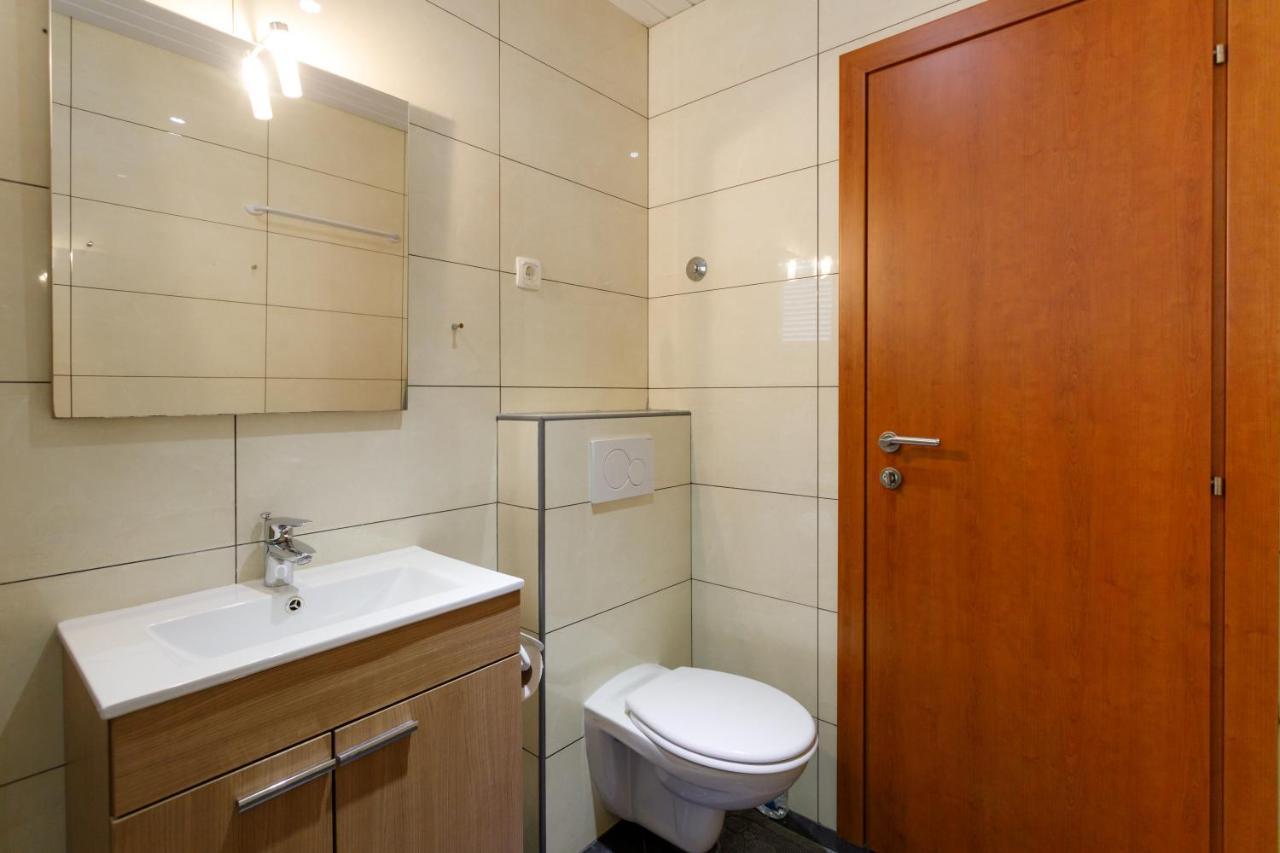 Apartments Lacic Крк Экстерьер фото